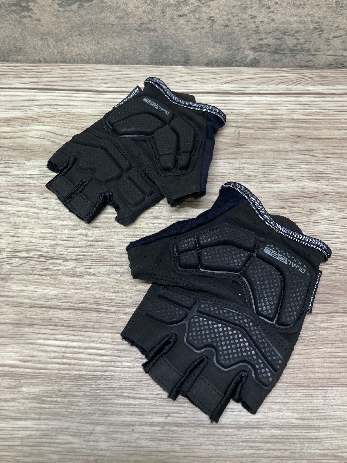 JA756 スペシャライズド SPECIALIZED 指切 グローブ 黒 S - メルカリ