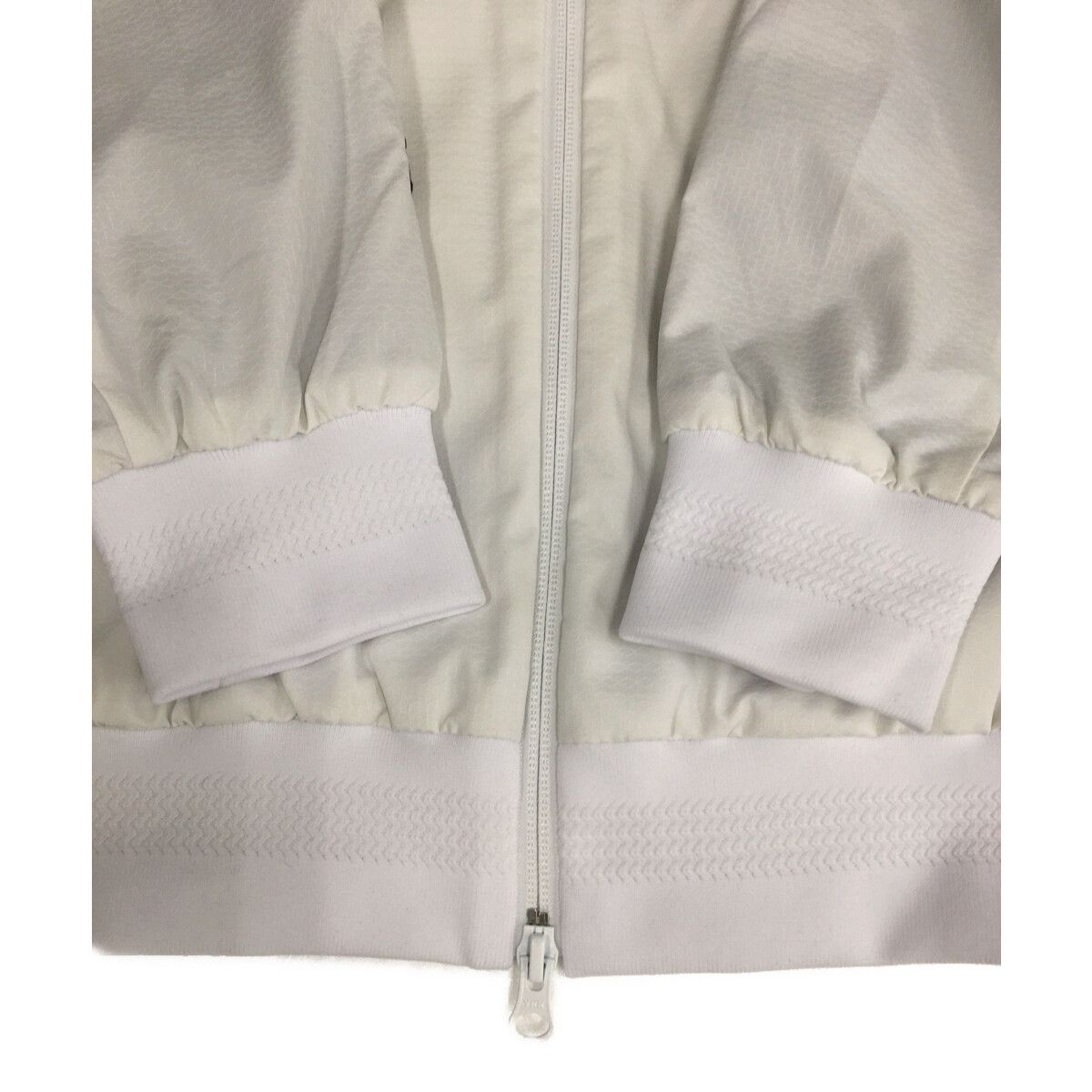 パーリーゲイツ 蓄熱裏地 スニード ジャケット ジップ アイボリー 白