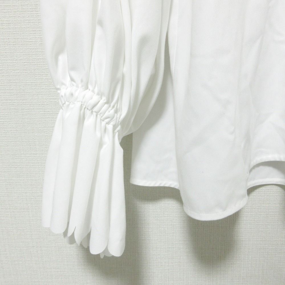 美品 クリーニング済 22AW yori ヨリ 長袖 スカラップカットワーク