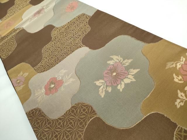 平和屋本店□極上 洛風林 工芸帯地 六通柄袋帯 霞花文 黒茶色地 金糸  