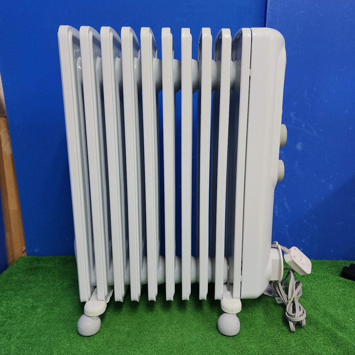 Y450 RHJ35M1015-LG アミカルド オイルヒーター デロンギ デジタルタイマー 暖房機器 動作品 保証付き 店頭手渡しOK 2510 WWW_KANDAIZUMI_COM