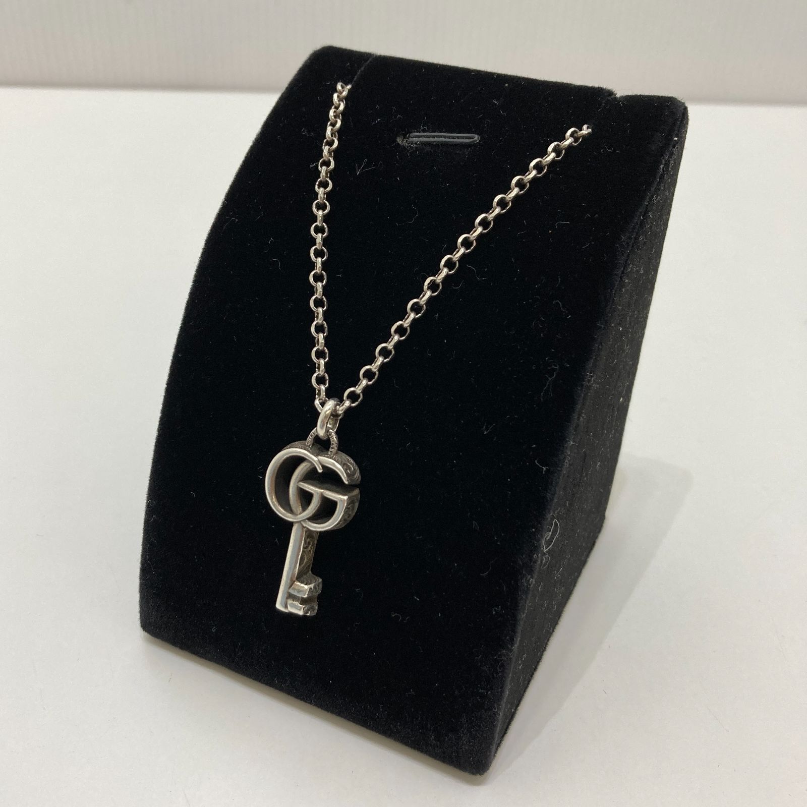 GUCCI グッチ ダブルキーネックレス アラベスク シルバー - メルカリ