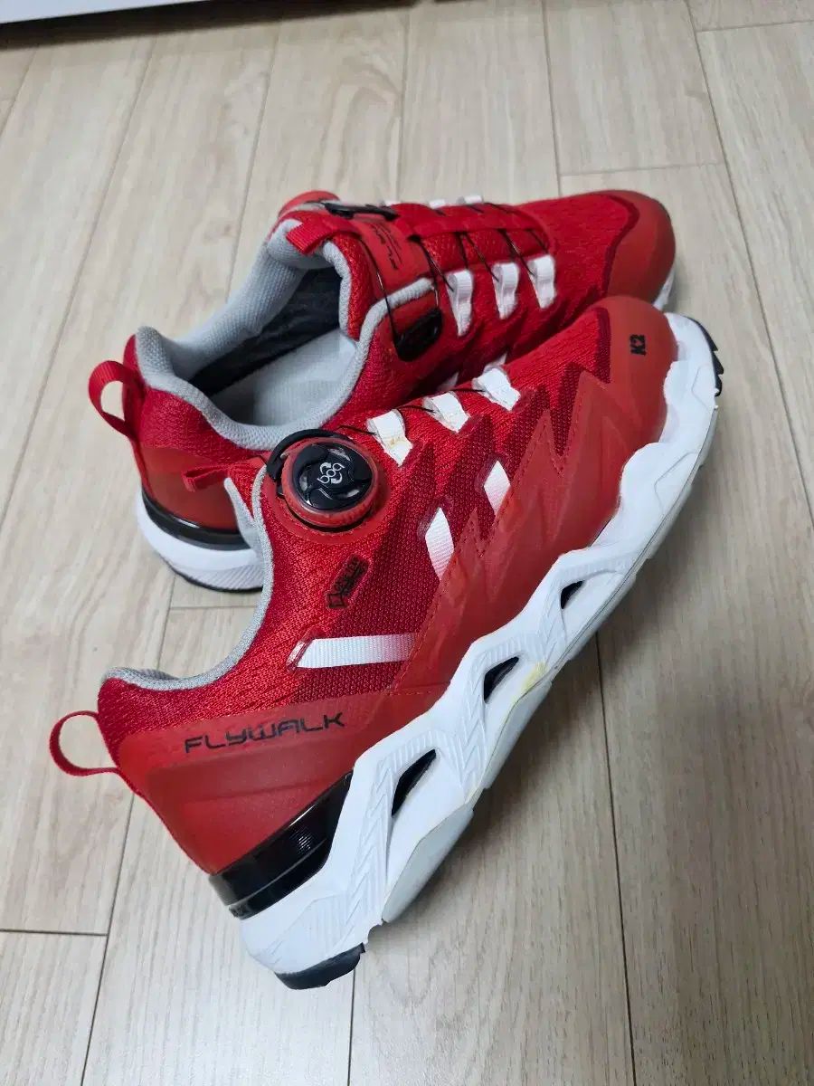 登山靴 トレッキングシューズ