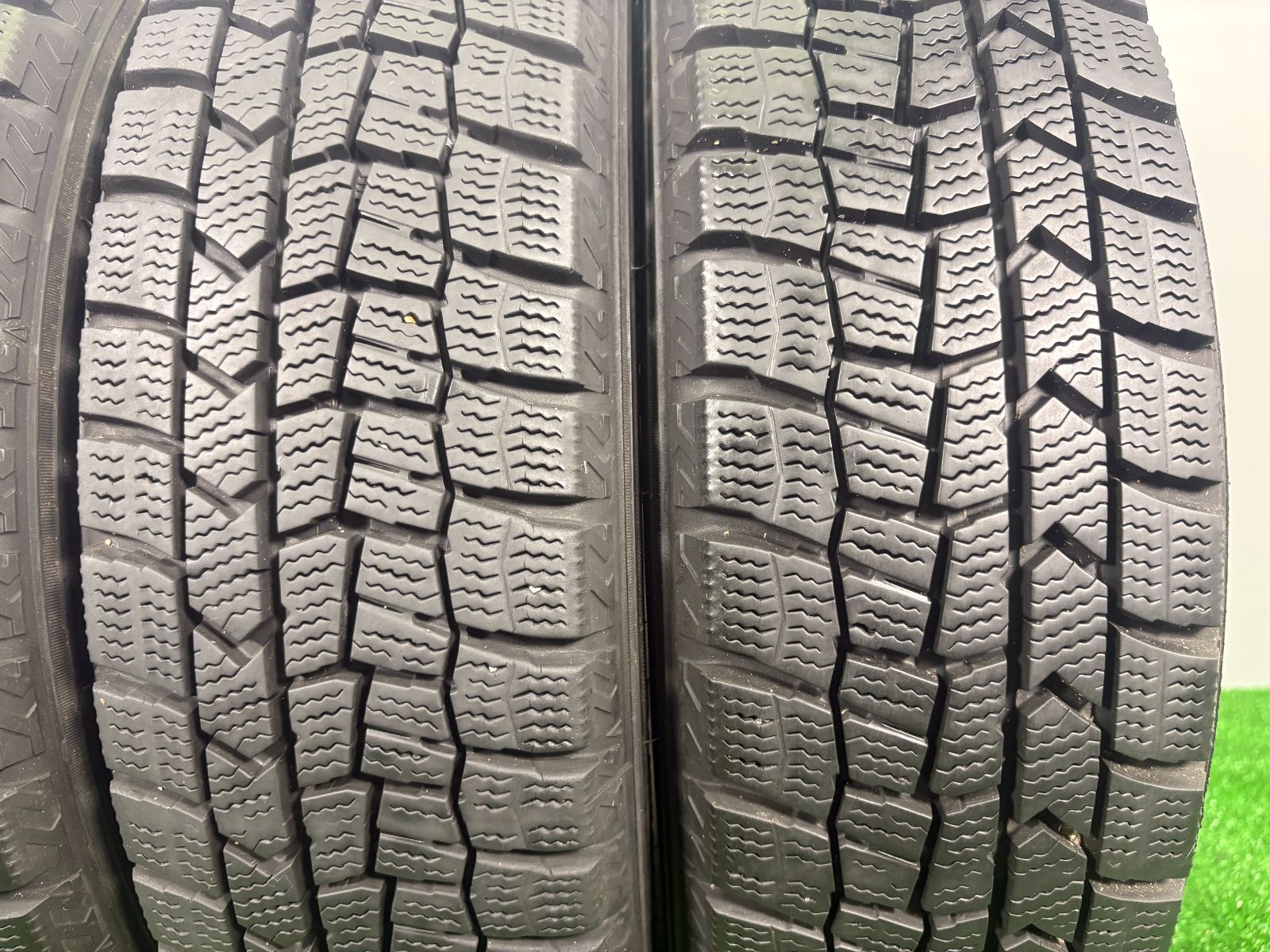 冬タイヤ スタッドレス