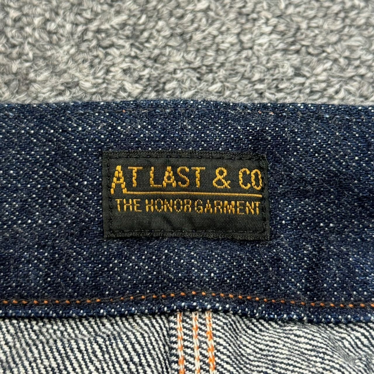 At Last ＆ Co シンチバック付き インディゴ ペインター デニム
