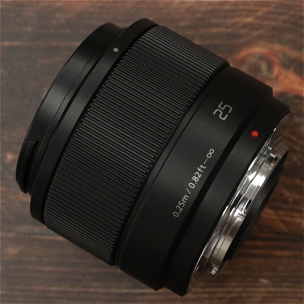 上品 Panasonic Lumix 25mm F1.7 ASPH. ブラック H-H025-K 5764