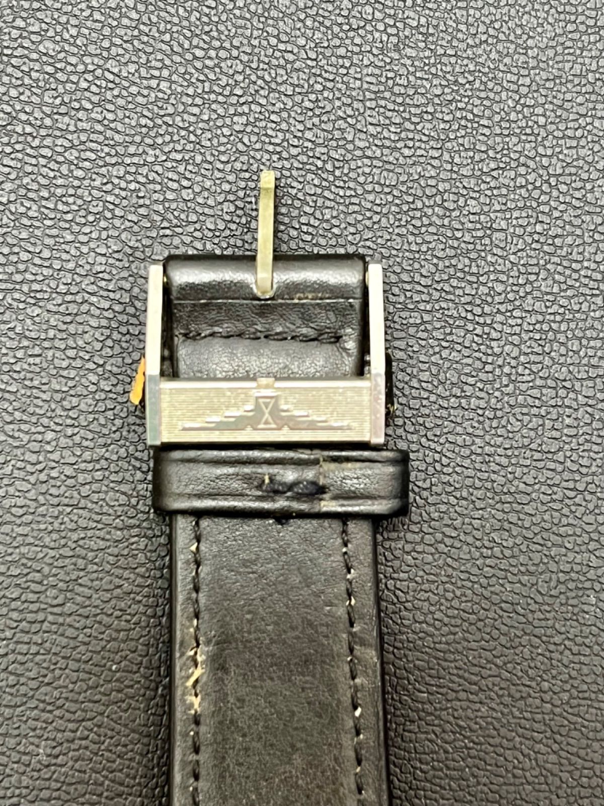 LONGINES