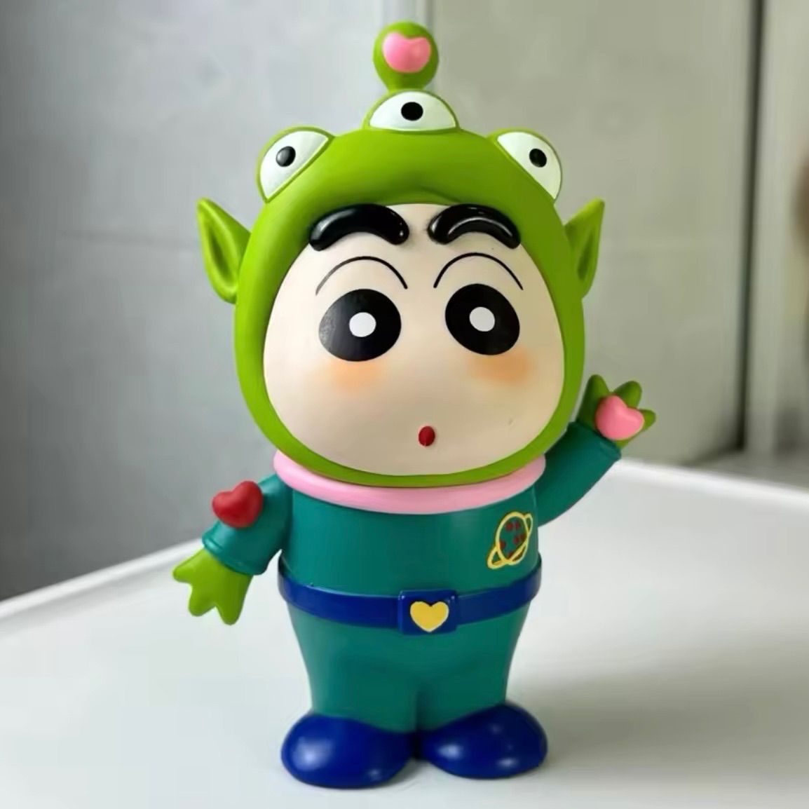 クレヨンしんちゃん バズ ウッディ フィギュア クレヨンしんちゃん バズ・ライトイヤーコスプレ ウッディ