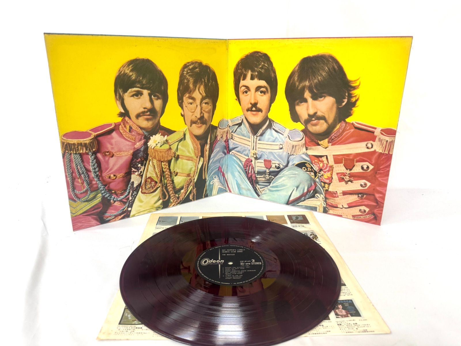 THE BEATLES LPレコード 赤盤 1967年発売 SGT.PEPPER'S LONELY