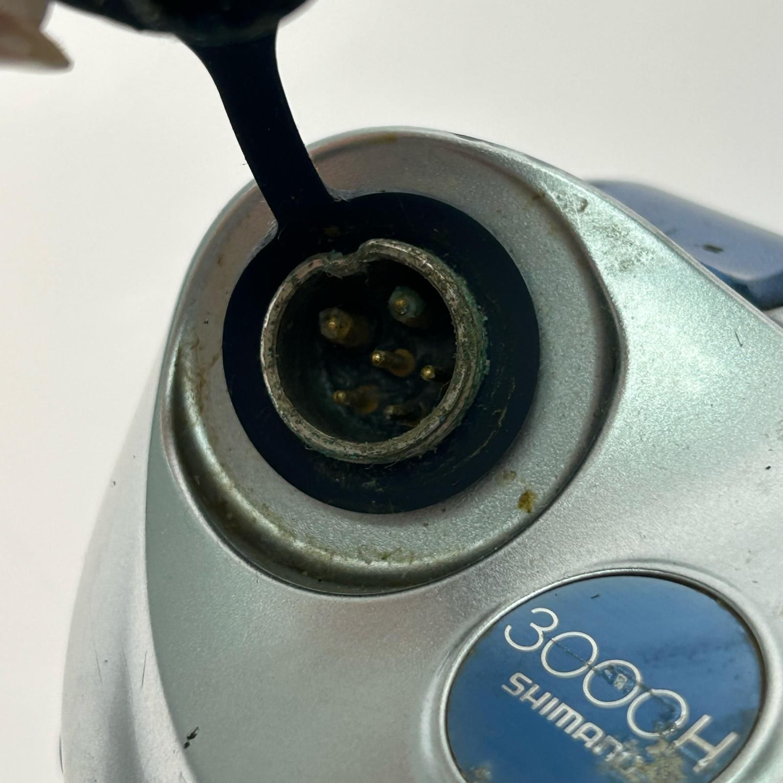 ▽▽SHIMANO シマノ 電動リール 04電動丸3000H ジャンク品 01860