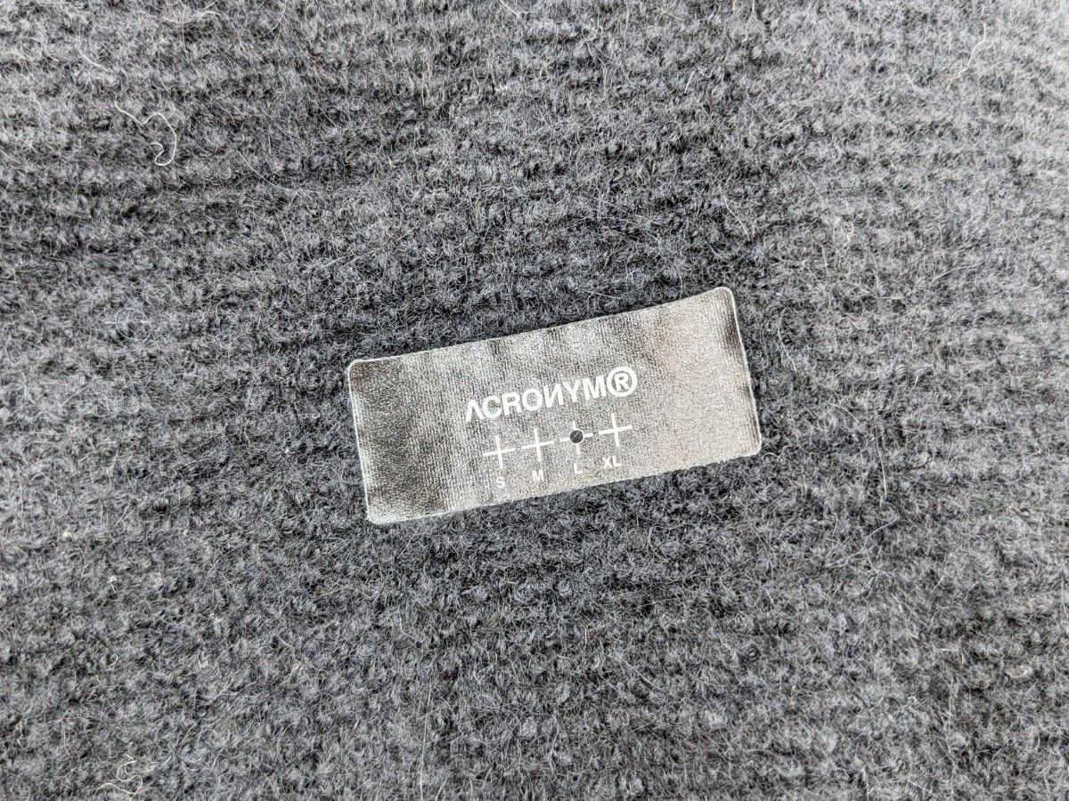 ACRONYM アクロニウム J72-AK CASHLLAMA MODULAR LINER JACKET