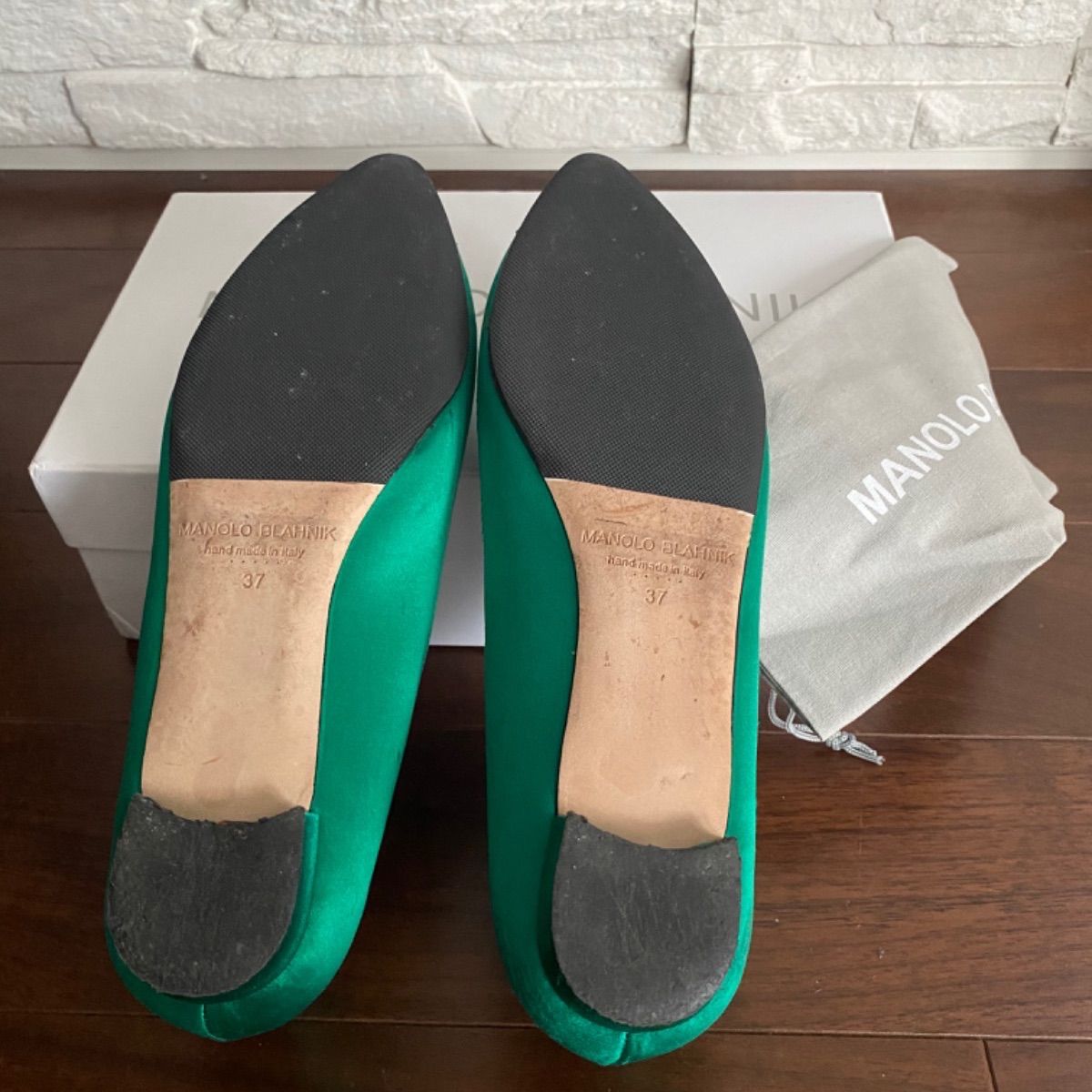 MANOLO BLAHNIK マノロブラニク　37　hangisi ハンギシ マノロブラニク MANOLO BLAHNIK ハンギシ hangisi 37 Y-327383