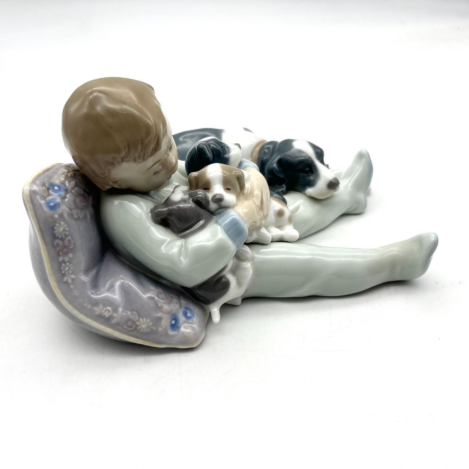 LLADRO リヤドロ みんなおねんね フィギュリン