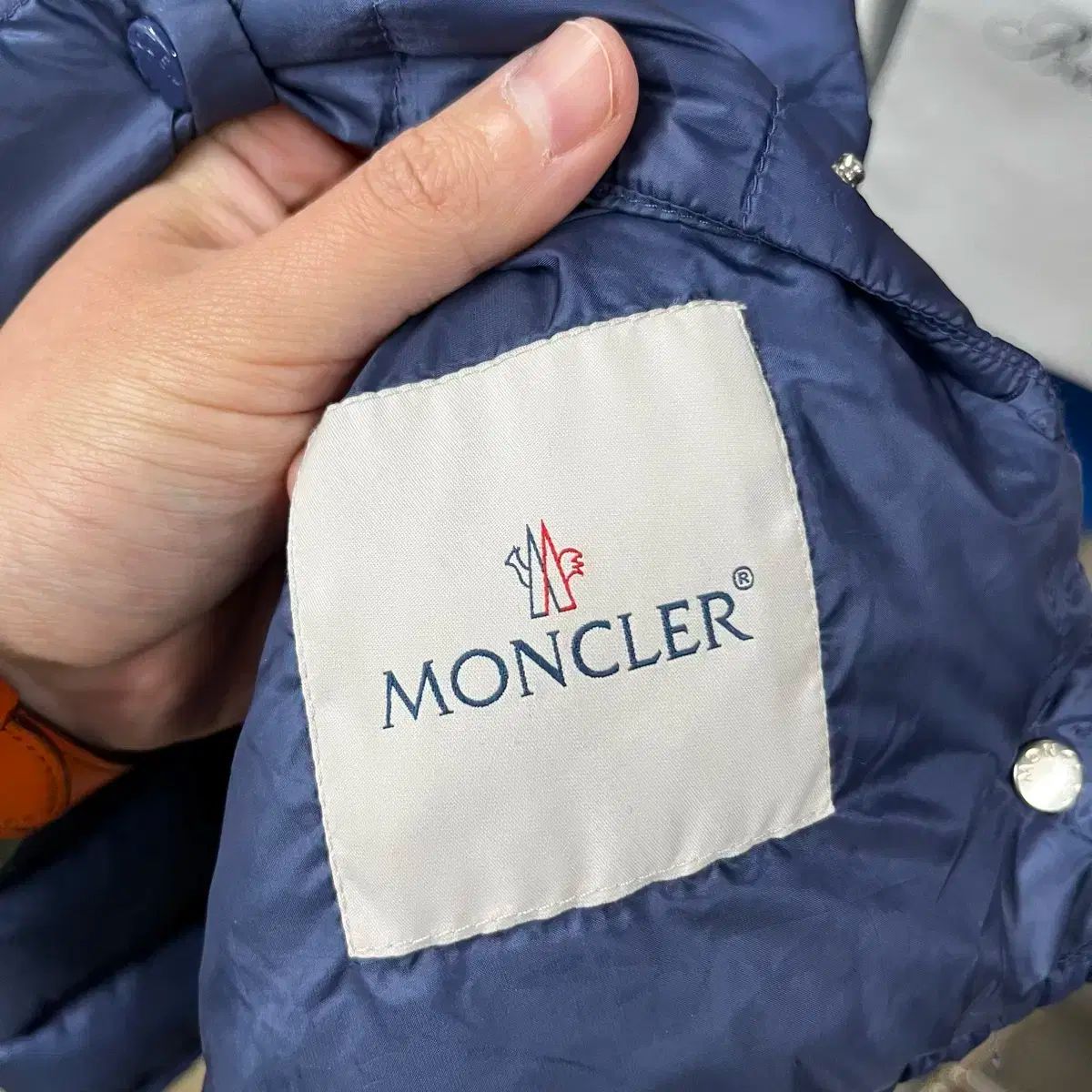 MONCLER モンクレール