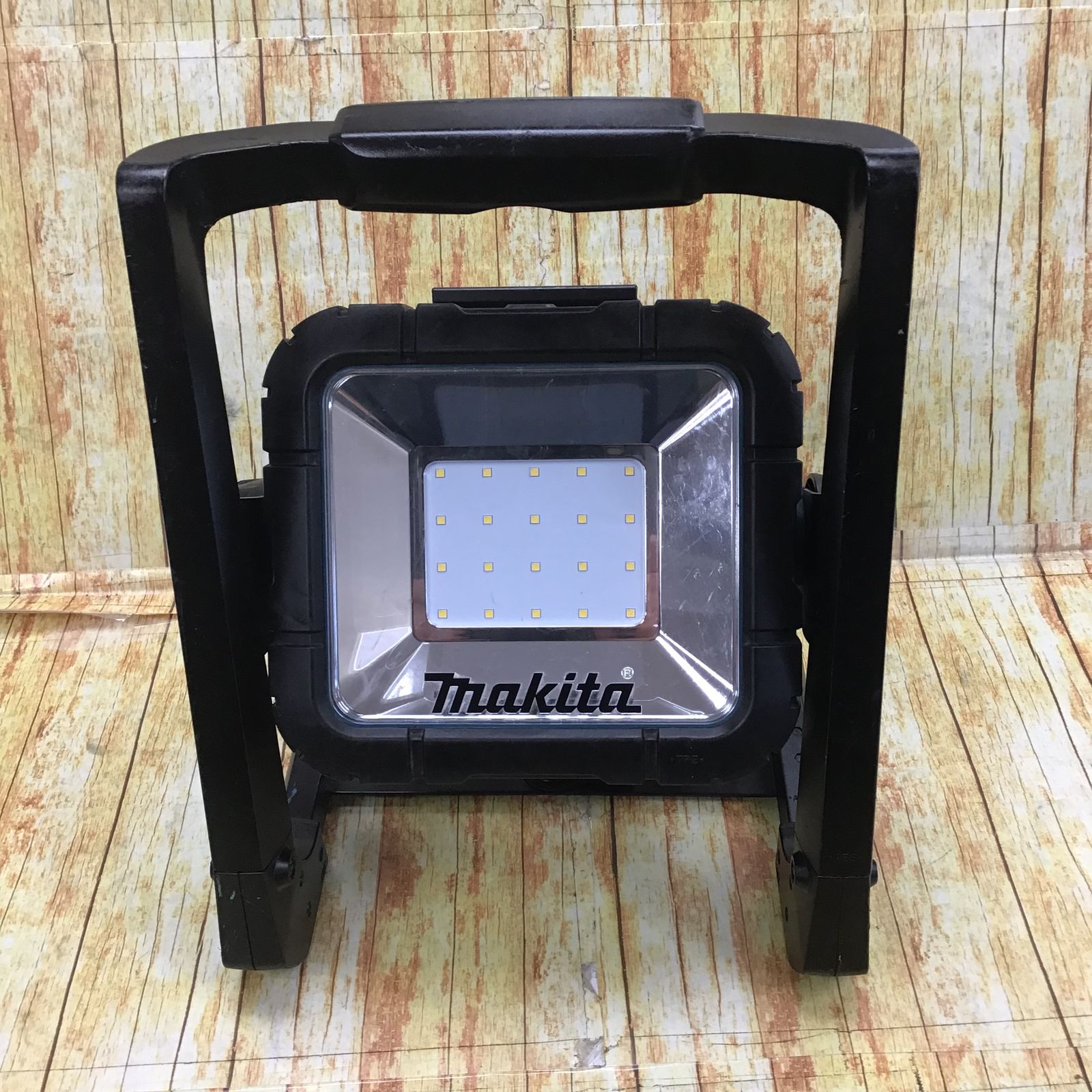 マキタ(makita) コードレスLEDスタンドライト ML805【川崎店】