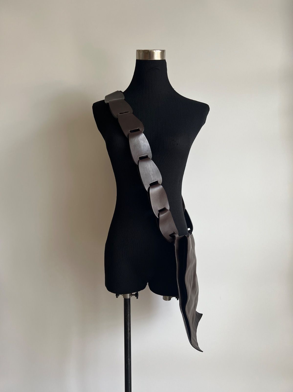 GUCCI トムフォード期 スエード ショルダーバッグ レザー ブラウン ロゴ GUCCI トムフォード期 スエード ショルダーバッグ レザー