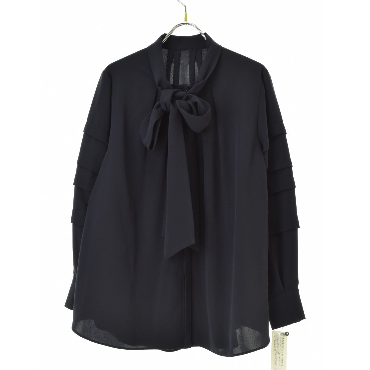 未使用 ダーマコレクション ボウタイティアードスリーブ 長袖ブラウス DAMAcollection】ボウタイティアードスリーブ長袖ブラウス - メルカリ