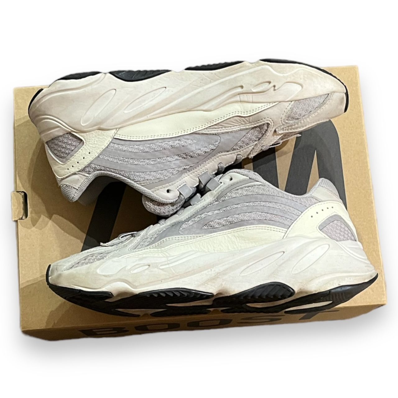 国内正規 ADIDAS ORIGINALS YEEZY BOOST 700 V2 STATIC アディダス  