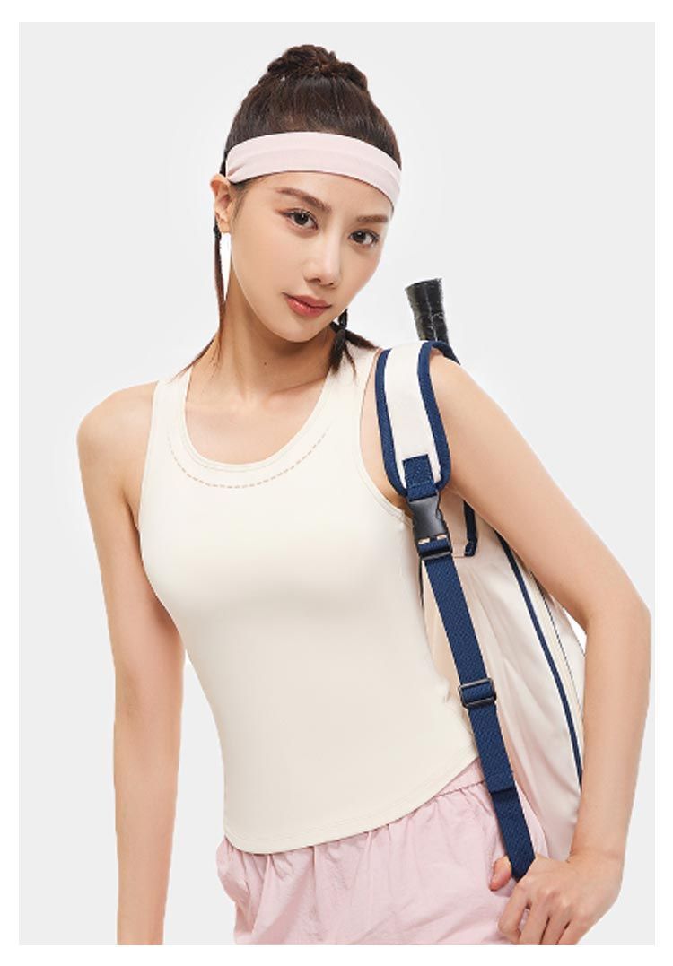 スポーツタンクトップ