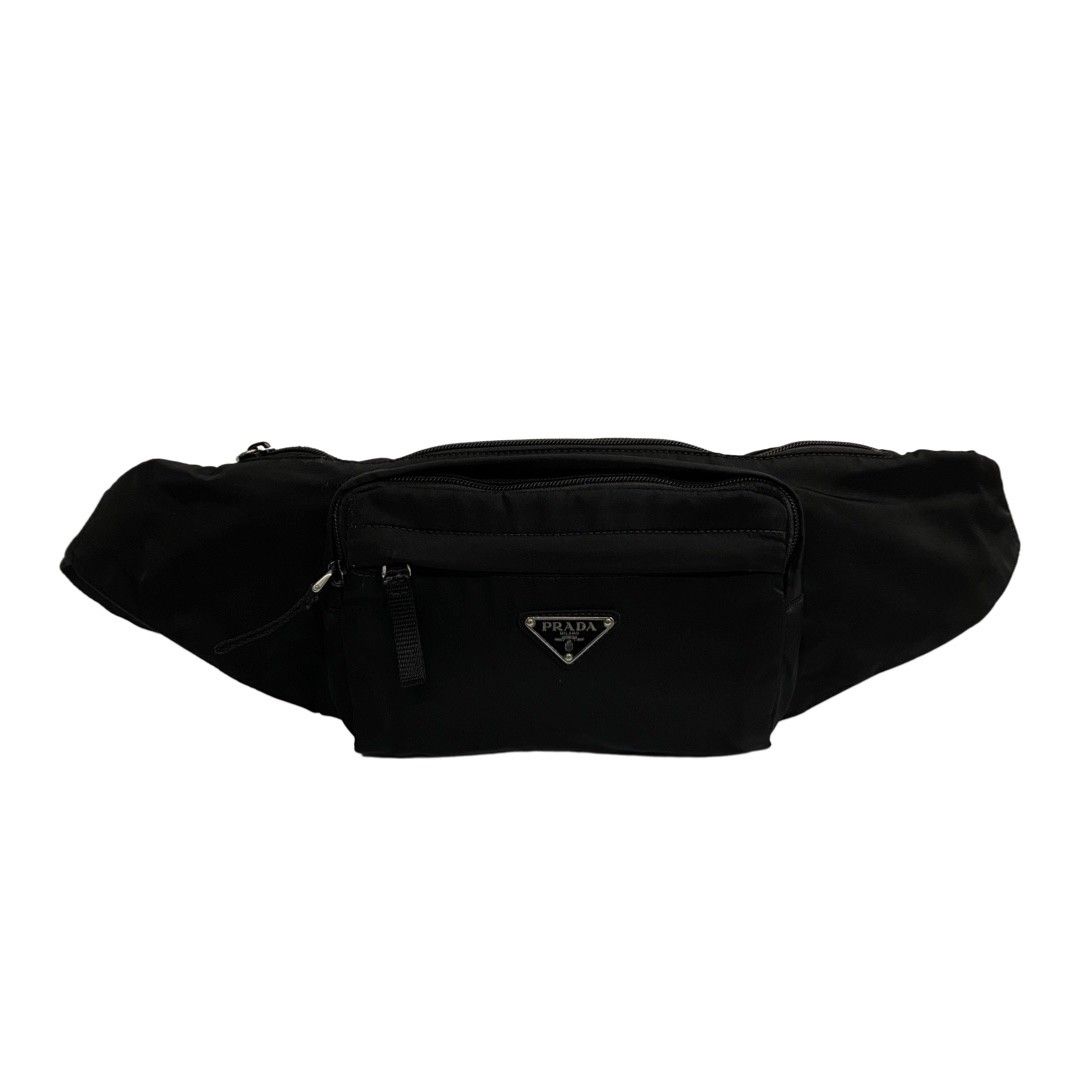 g17【極美品】プラダ　三角ロゴ　ナイロン　ブラックウエストポーチボディバッグ. PRADA - 美品 PRADA プラダ ボディバッグ トライアングル ロゴ