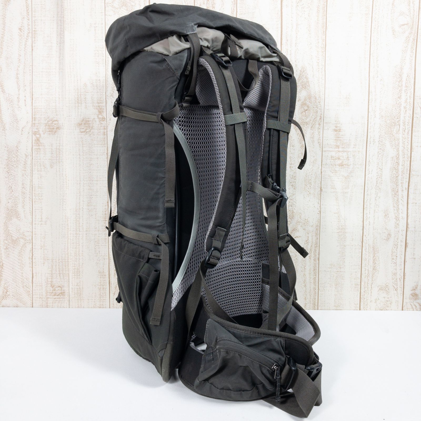 Fjällräven フェールラーベン　トラベル　ポーチ ガジェット　メイク Fjällräven フェールラーベン トラベル ポーチ ガジェット