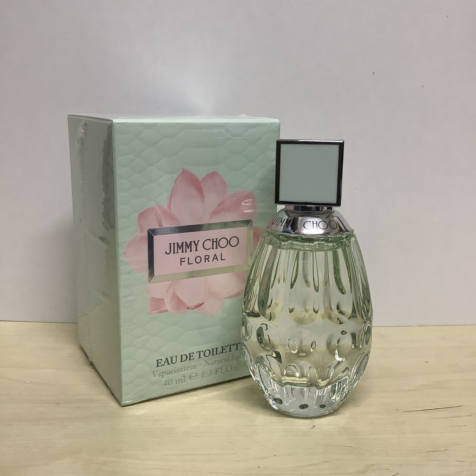 ジミーチュウ フローラルオードトワレ 香水 40ml - 香水(ユニセックス)