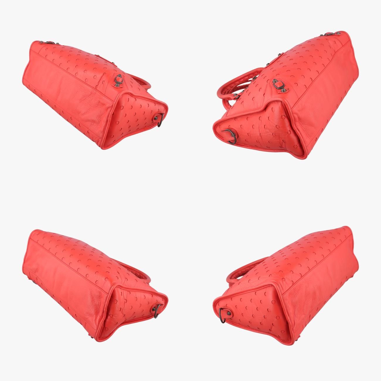 balenciaga スノードーム Balenciaga スノードーム | TikTok