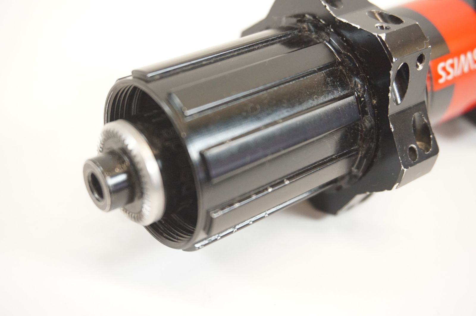 SWISS ディーティースイス