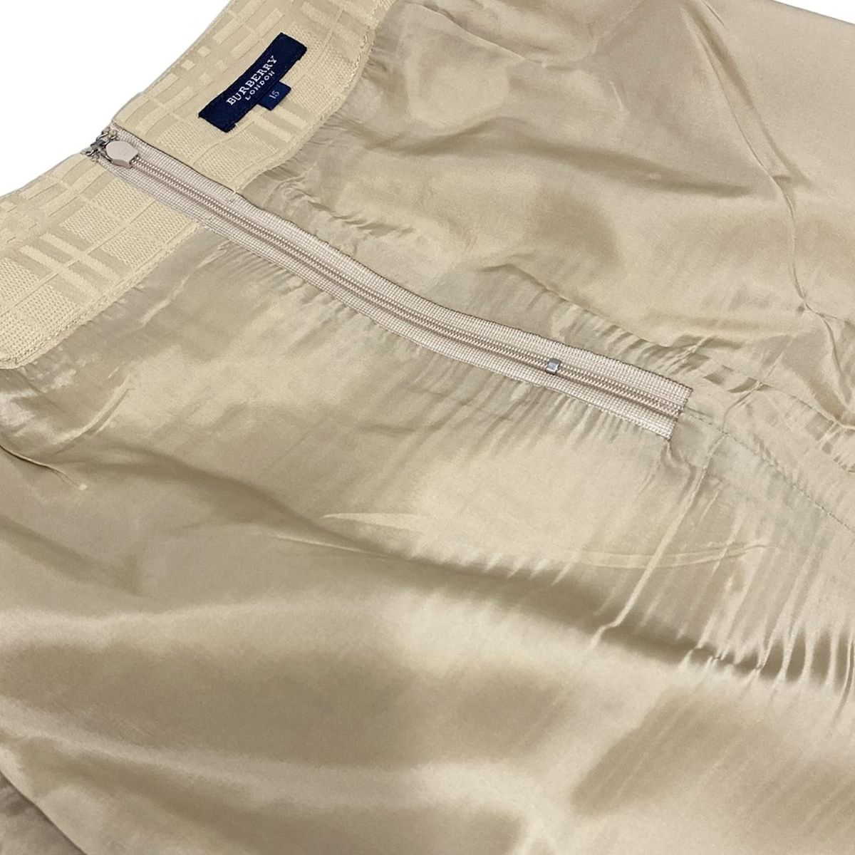 LONDON バーバリーロンドン