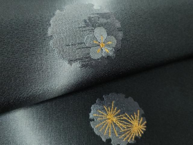 平和屋着物○九寸名古屋帯 総刺繍 松竹梅 雪輪 黒地 金糸 正絹 逸品