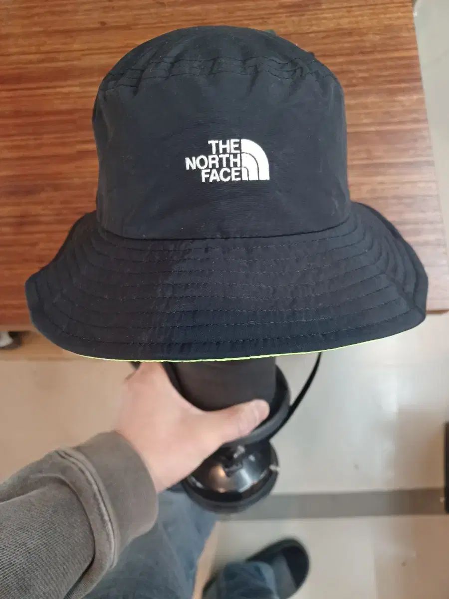 THE NORTH FACE(ザノースフェイス) ナイロン メッシュ バケットハット L 56cm