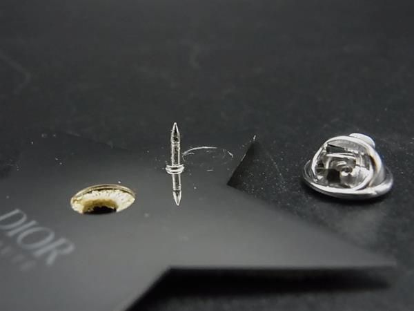 DIOR ディオール スター 星 刺繍 ピンブローチ ピンバッチ