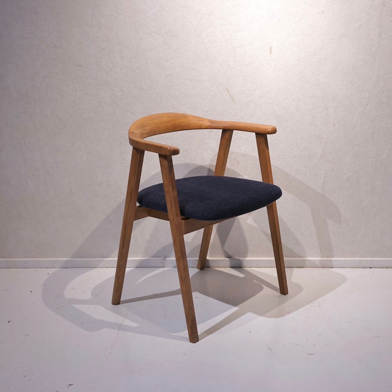 Bello select ダイニングチェア アームチェア 椅子 チェア 木製 ファブリック 北欧 ナチュラル モダン