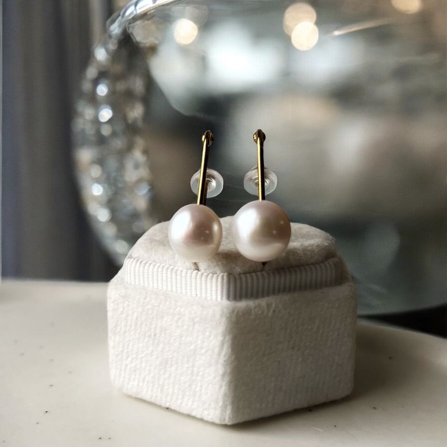 JORIE 両耳セットイヤーカフ 高品質こぼれる大粒淡水パールの大人イヤーカフ シンプル サージカルステンレス