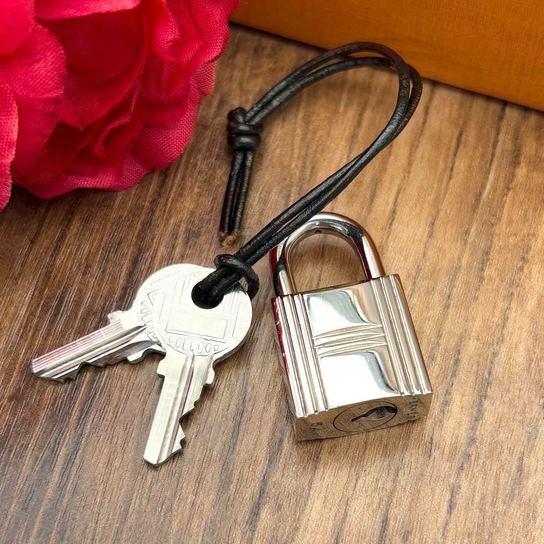 ⛄極美品⛄エルメス カデナ パドロック南京錠 鍵 no.54 シルバー#399