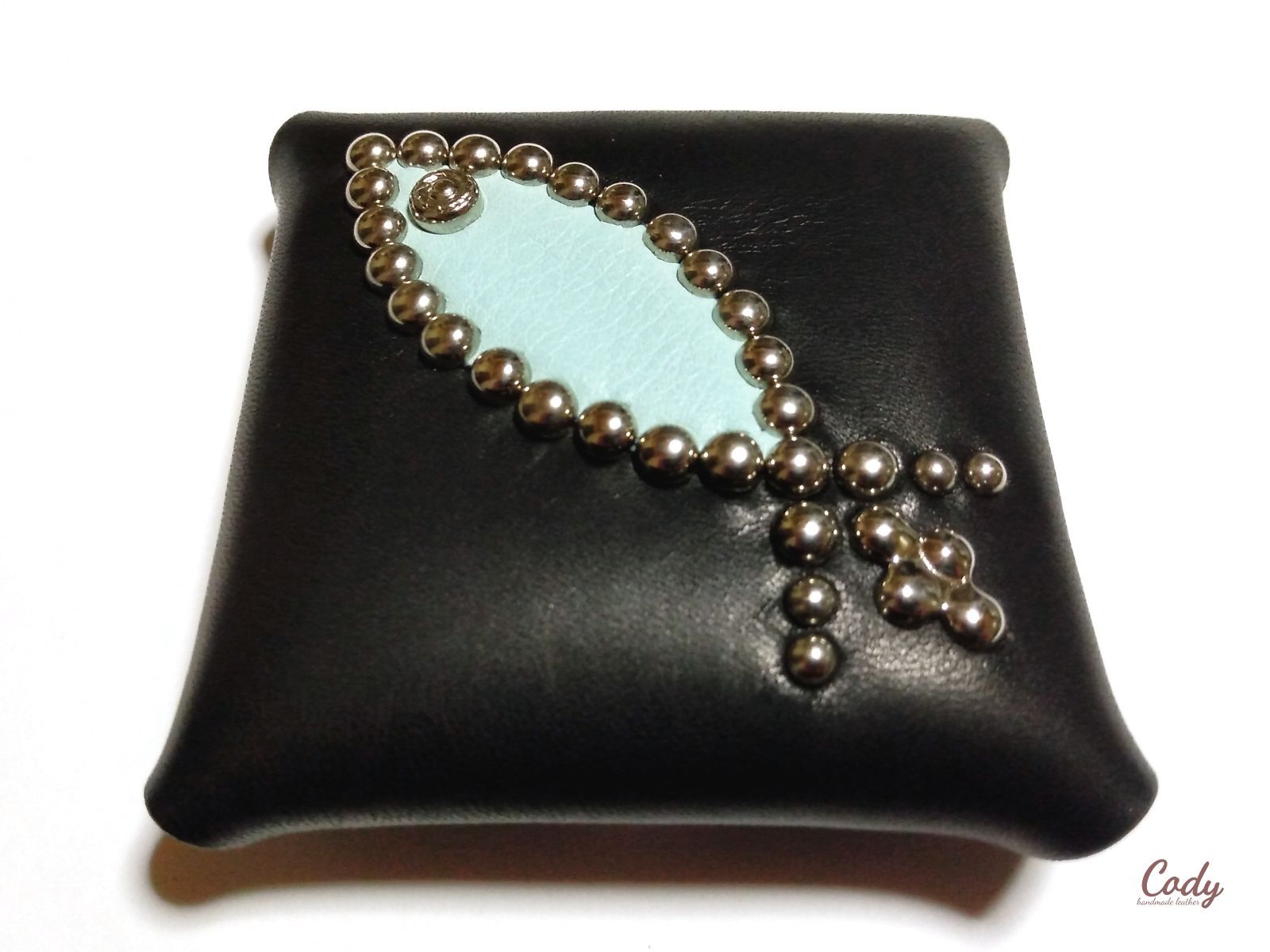 お試しプライス】【フィッシュ】スタッズコインケース 魚 釣り フィッシャー 本革 小銭入れ ハンドクラフト オイルドレザー おり釣具  ハードロッドケース付 ルアースタイル キングフィッシャー バス/ロックフィッシュ/シーバス C762ML(ori-784139)|ブラックバス バス釣り  ...