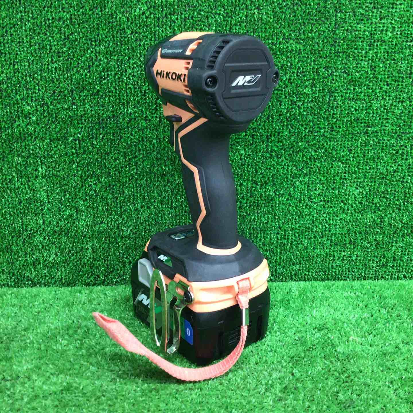 コードレスインパクトドライバ