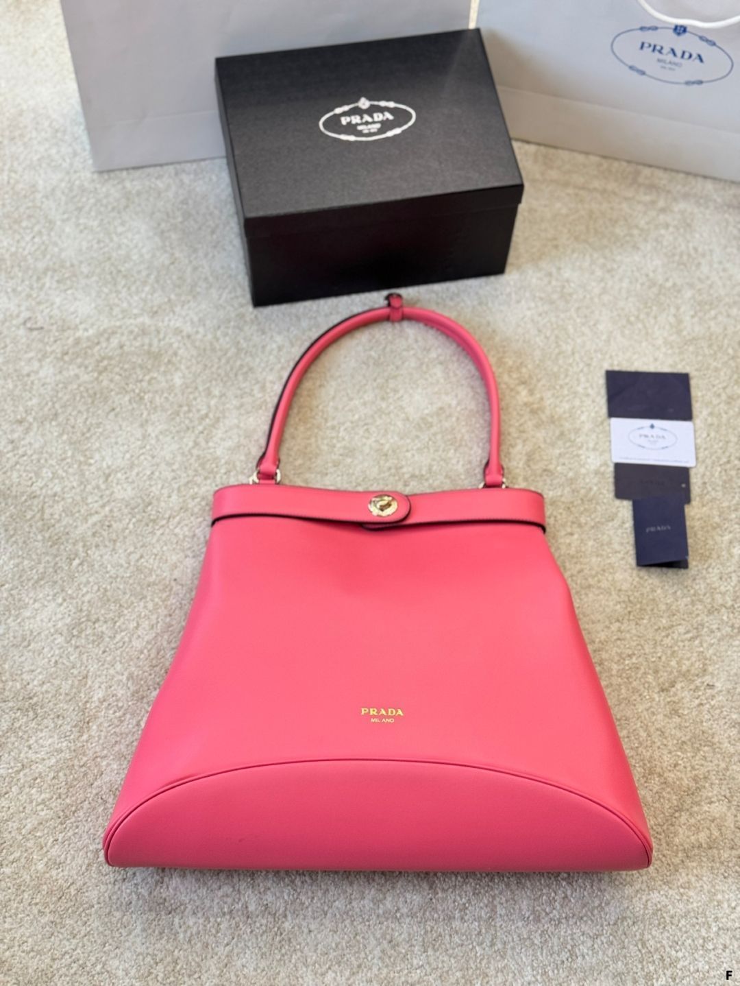 PRADA ショルダーバッグ 今日特価】Prada 25 ショーコレクション ショルダーバッグ 45