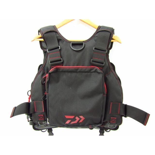 セミ DAIWA ダイワ フロートゲームベスト DF-6206 美品 DAIWA（釣り） ダイワ フロートゲームベスト (DF-6206)(サイズ
