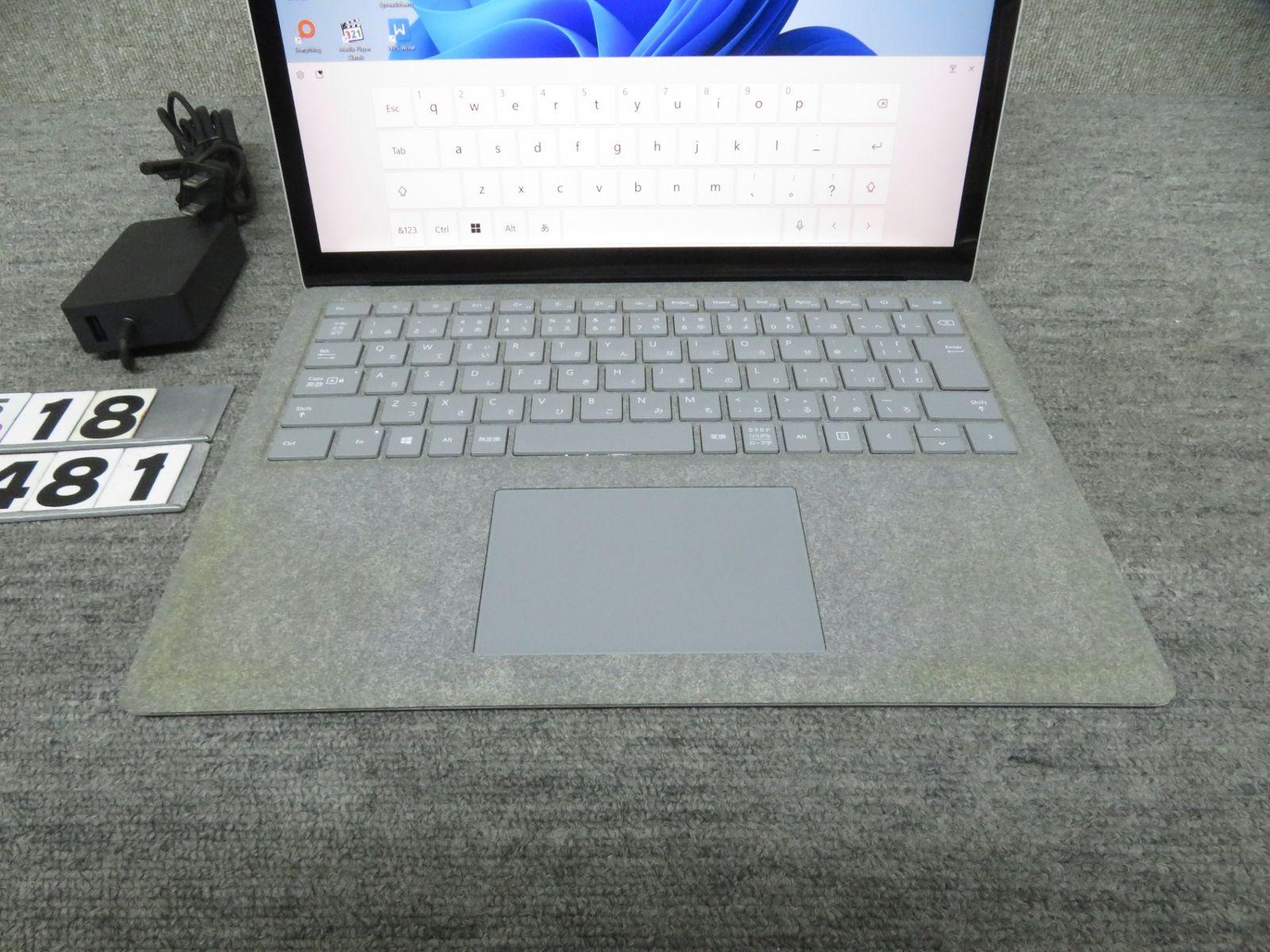 サーフェス・持ち運び◎】◇ Microsoft Surface Laptop 2 / 13.5