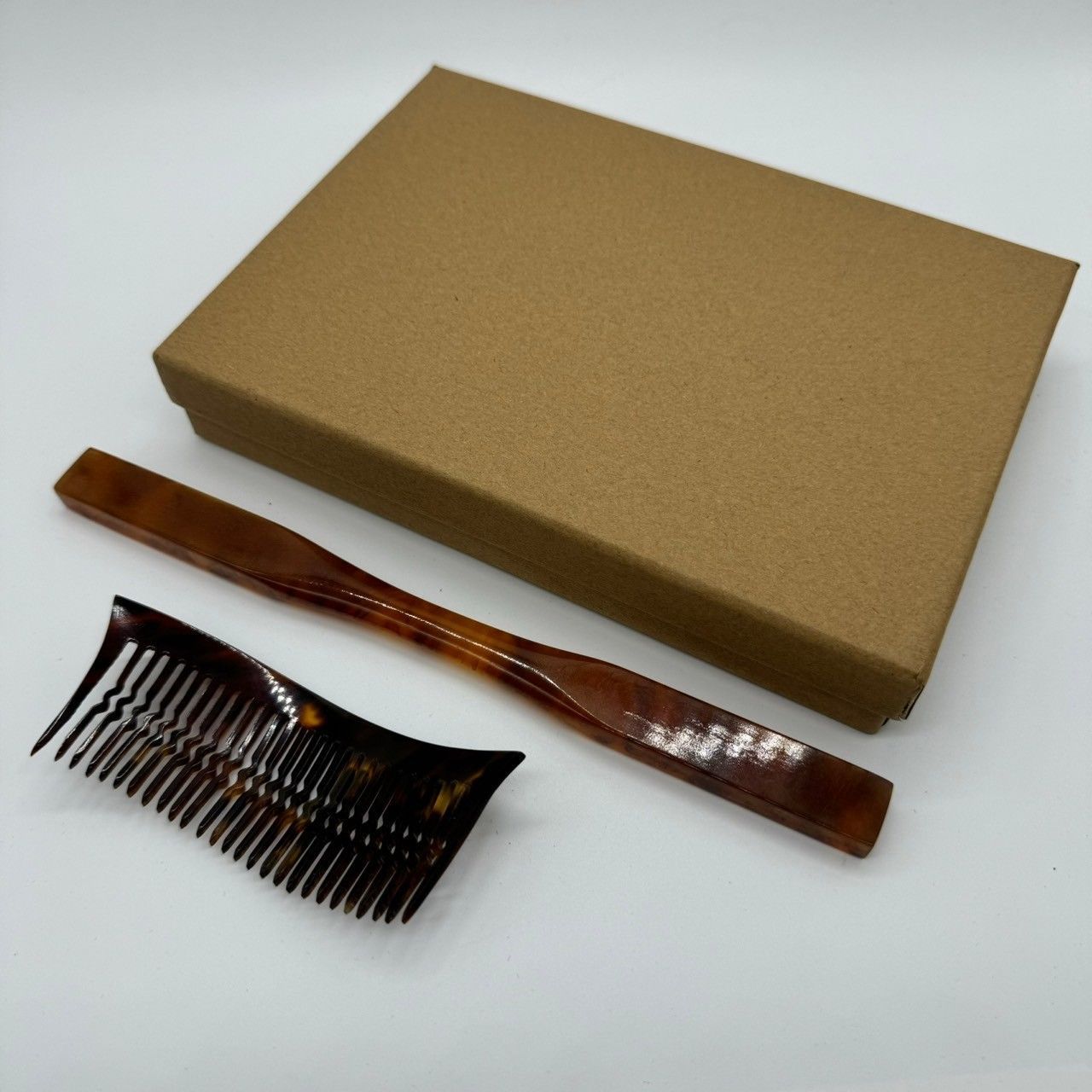 特価】美品 逸品 べっ甲 鼈甲 櫛笄セット 櫛 くし 簪 かんざし 化粧箱 