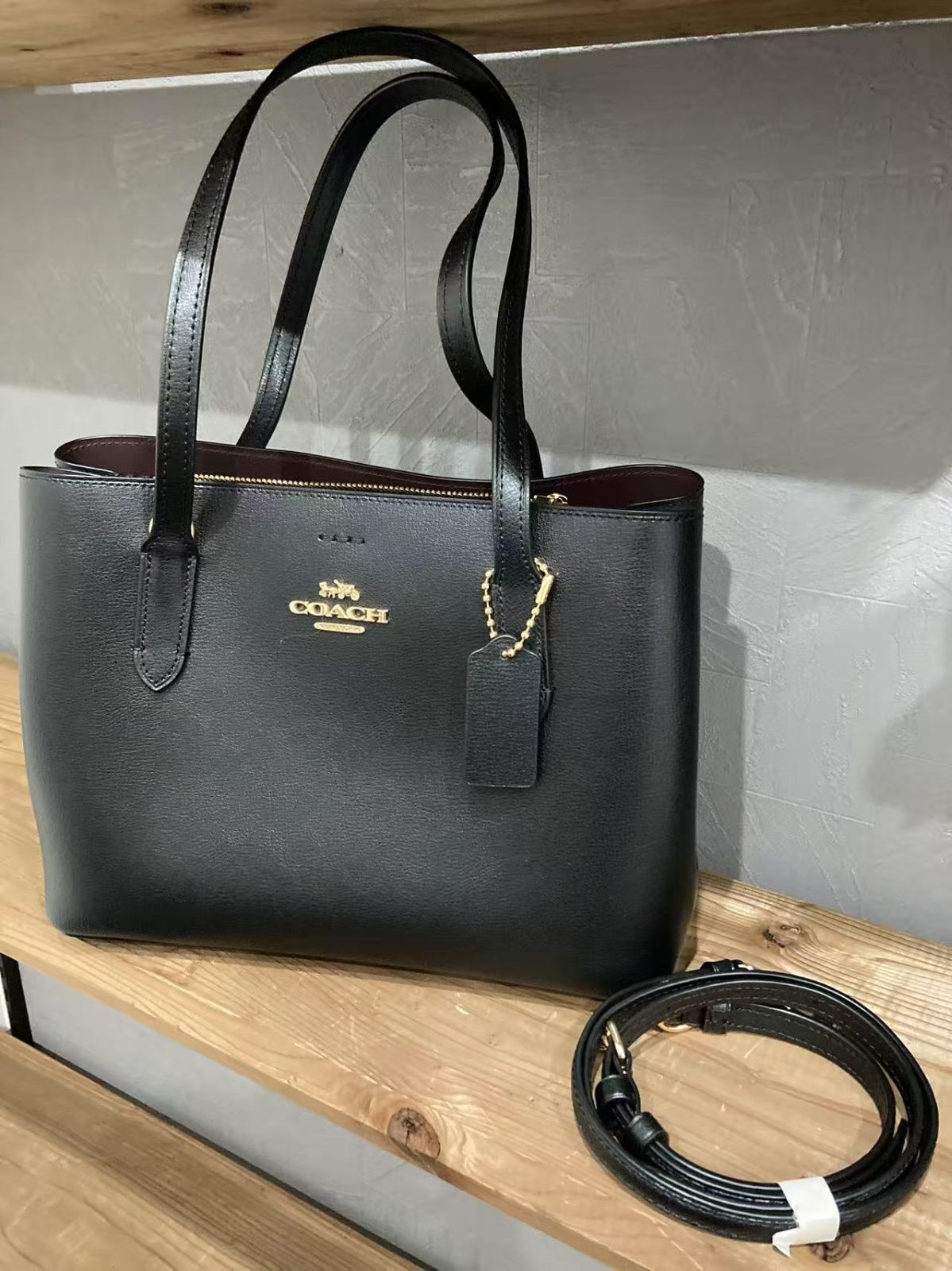 未使用✨COACH コーチ トートバッグ 2way アベニュー キャリーオール COACH コーチ 2WAYトートバッグ アベニューキャリーオールトート