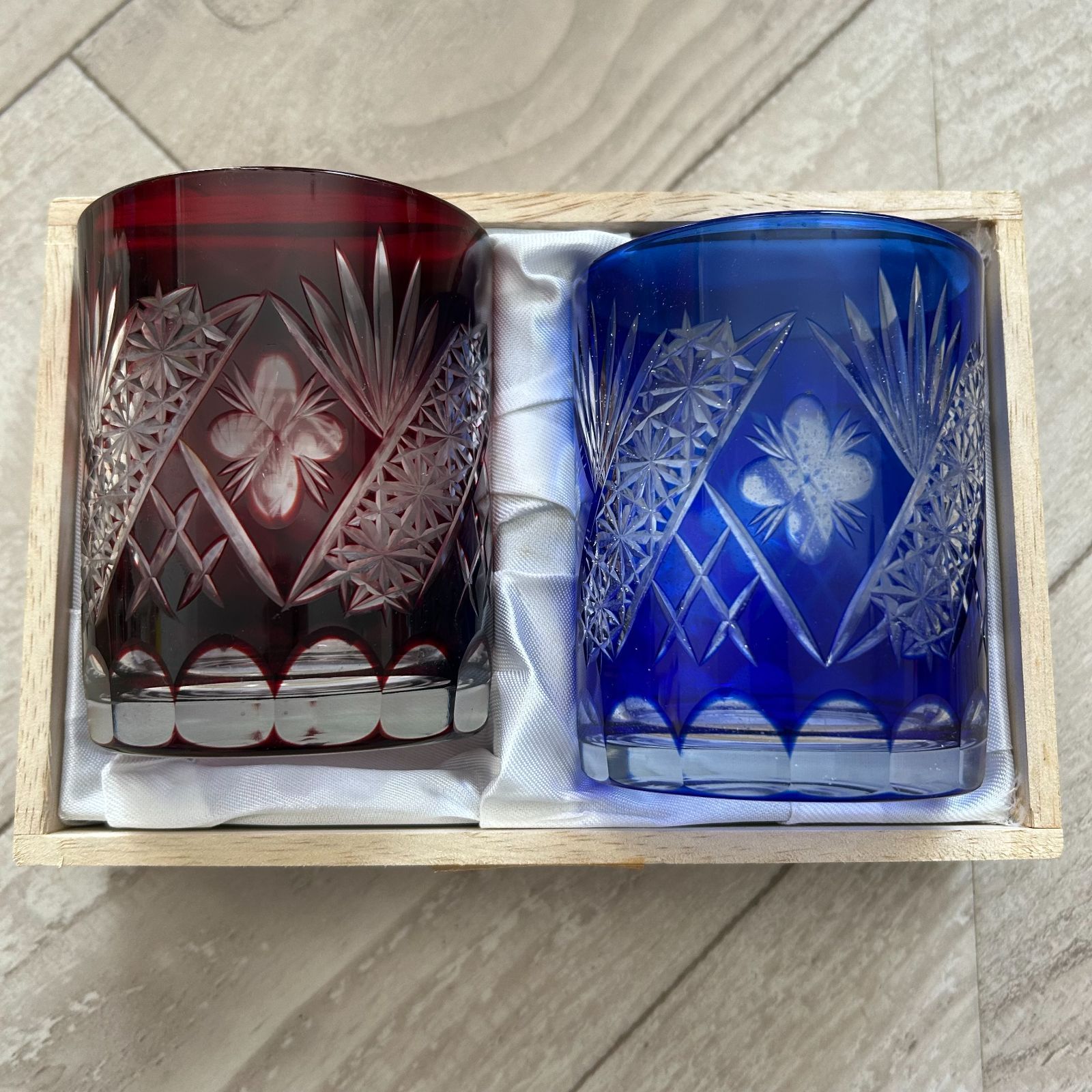 ☆カットガラスの魅力☆伝統切子★江戸風情★翼工房 伝統切子 江戸風情 巽工房製 ペアグラス カットガラス 一対 共箱付