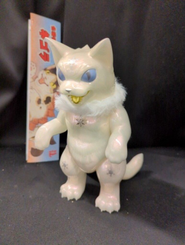 小夏や　大王 ネゴラ スノーパールホワイト色 未開封 小夏や 大王 ネゴラ スノーパールホワイト色 未開封 ソフビ フィギュア