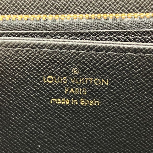 LOUIS VUITTON ルイヴィトン ジッピーウォレット ゲームオン LOUIS VUITTON ルイヴィトン ジッピーウォレット ゲームオン
