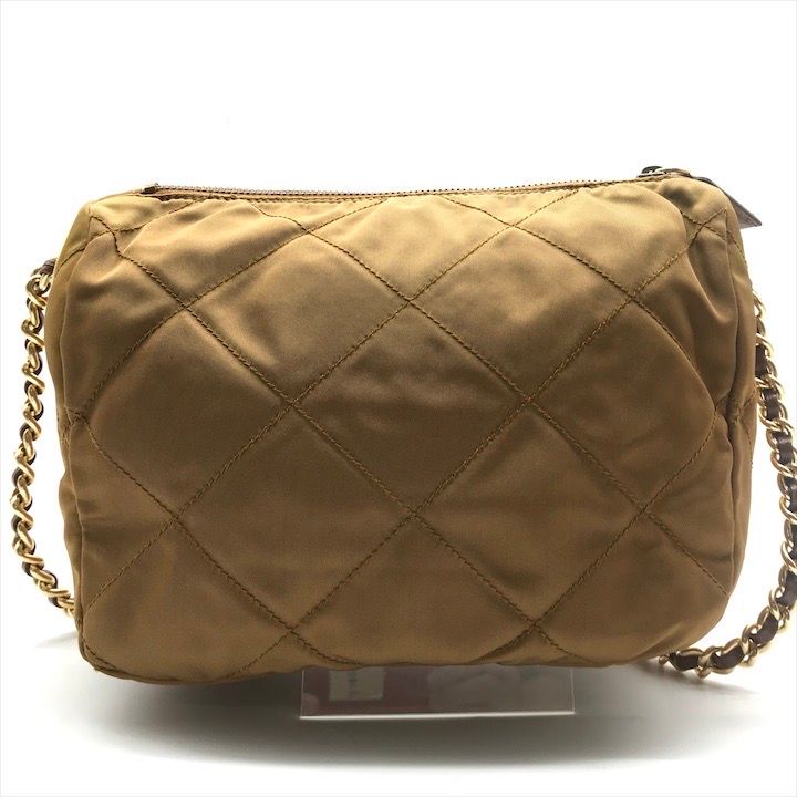 PRADA プラダ　チェーンバッグ　ショルダーバッグ　斜めがけバッグ　ブラウン 希少 PRADA プラダ スウェード ショルダーバッグ ベージュ ブラウン