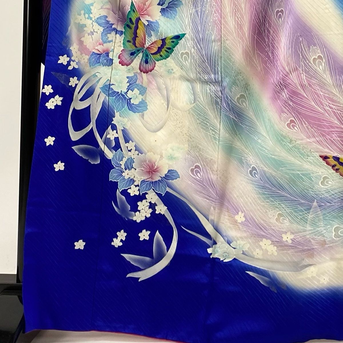 驚きの安さ 袷 L 裄丈68cm 身丈168cm 振袖 秋山庄太郎 銀彩 羽 蝶 落款 着物・浴衣