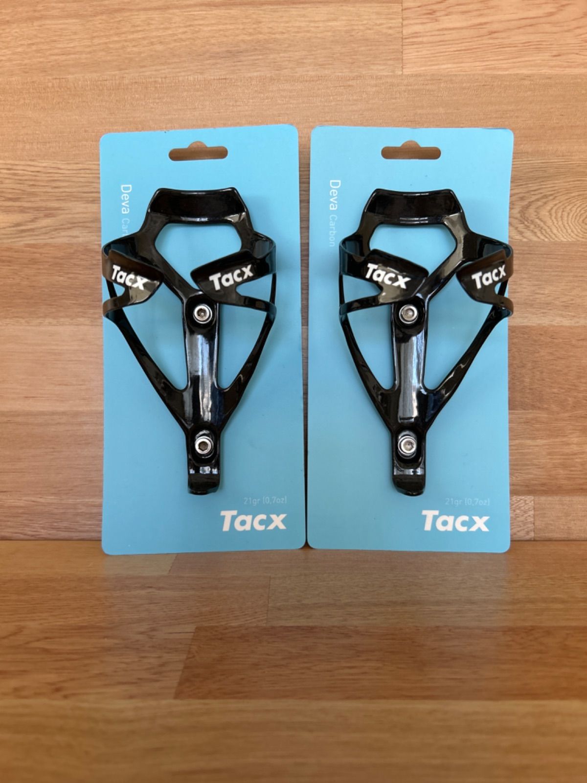 Tacx Deva Carbon ボトルケージ 2個セット - メルカリ