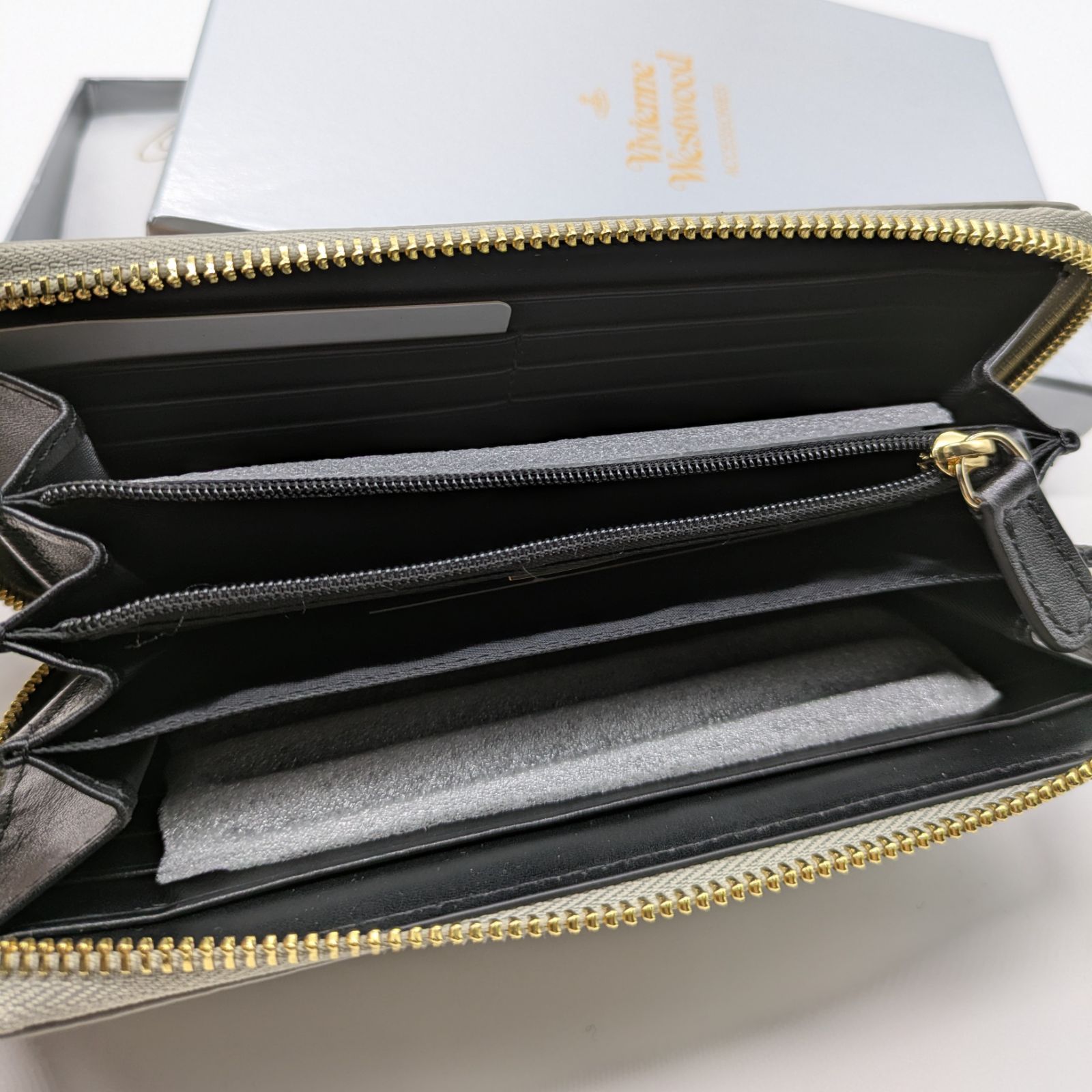 Vivienne Westwood ☆長財布☆ライトグレー ベージュ イエロー レザー 
