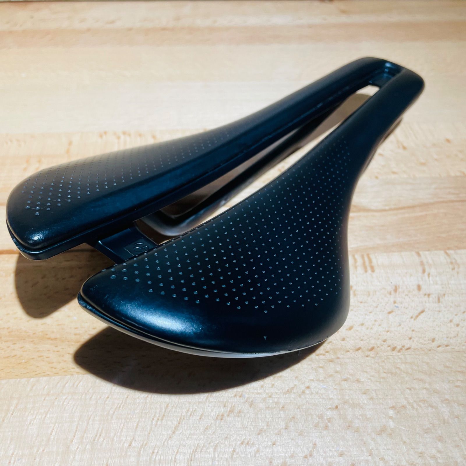 良品】 ボントレガー アイオロス プロ AEOLUS PRO カーボンレール